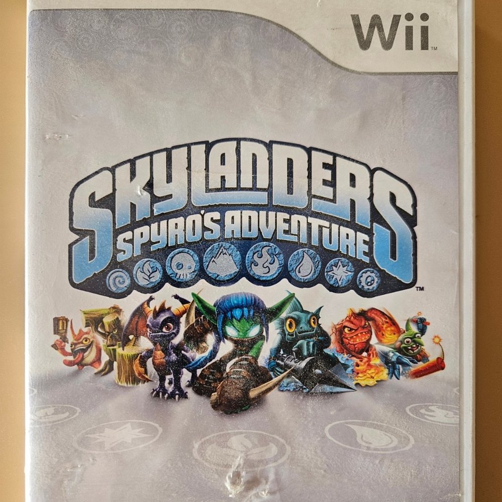 Nintendo WII Skylanders 4 Game Bundle